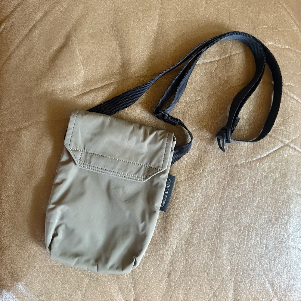 KAPTAIN SUNSHINE x RAMIDUS Traveller Jet Case - Green Crossbody Passport Bag